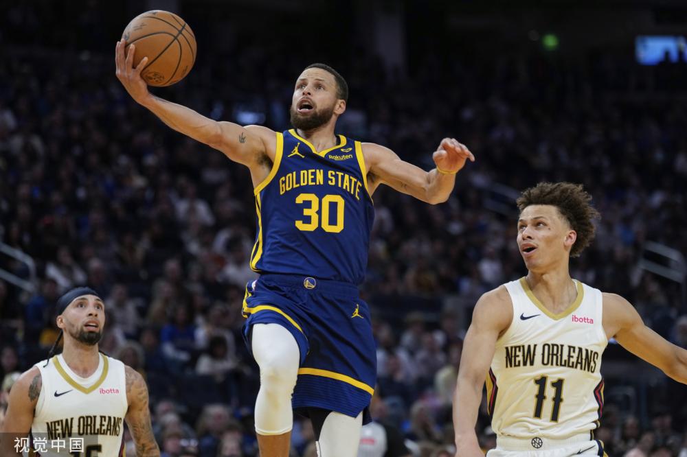 浓墨重彩的 浓墨重彩的