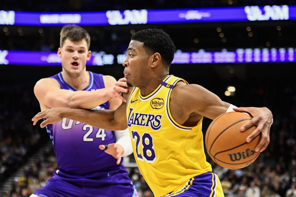 浓墨重彩的 浓墨重彩的